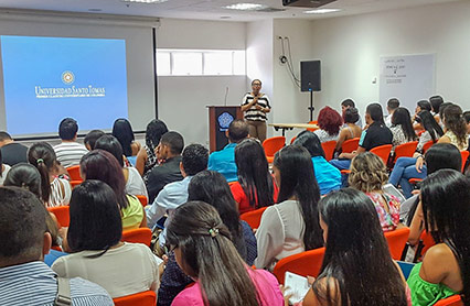 INVEMAR apoya la academia