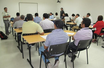 INVEMAR realiza inducción a investigadores pesqueros para la implementación del Enfoque Ecosistémico en el Manejo de la Pesca