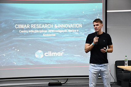 Durante cuatro días investigadores y estudiantes de Colombia se capacitaron en identificación y taxonomía de cianobacterias potencialmente nocivas